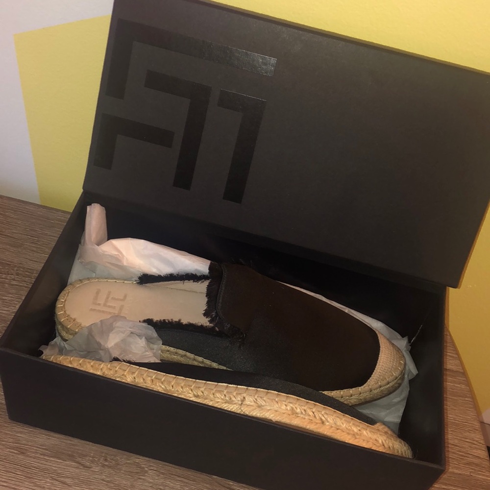 Women’s slip on shoes NEW